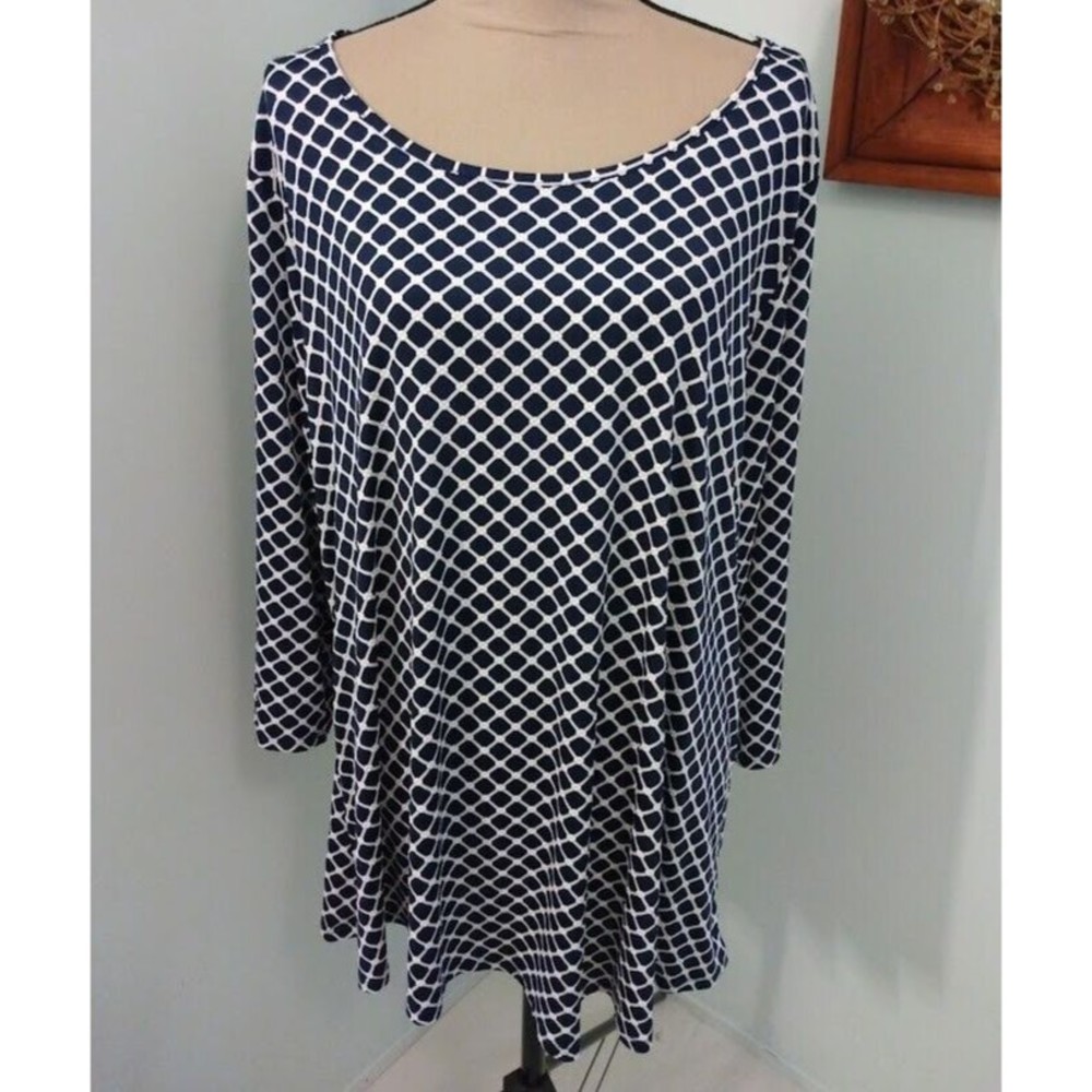 Avenue Womens Blouse Top size 22 24 Blue White Geometric 3/4 Sleeve Stretch